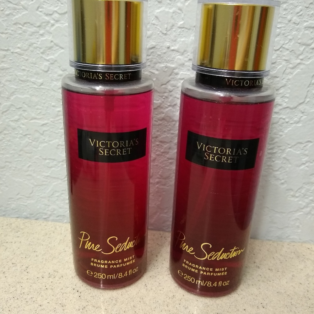 B1G1 50% VS - pure seduction body spray.